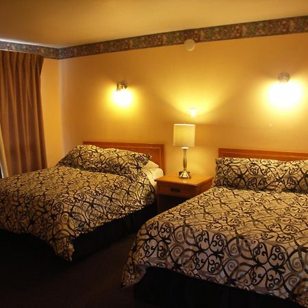 Rainbow Inn Huntsville Bagian luar foto