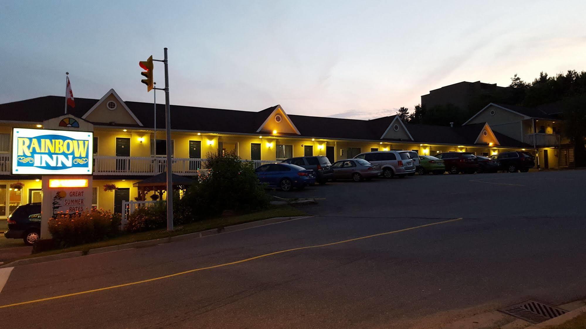 Rainbow Inn Huntsville Bagian luar foto