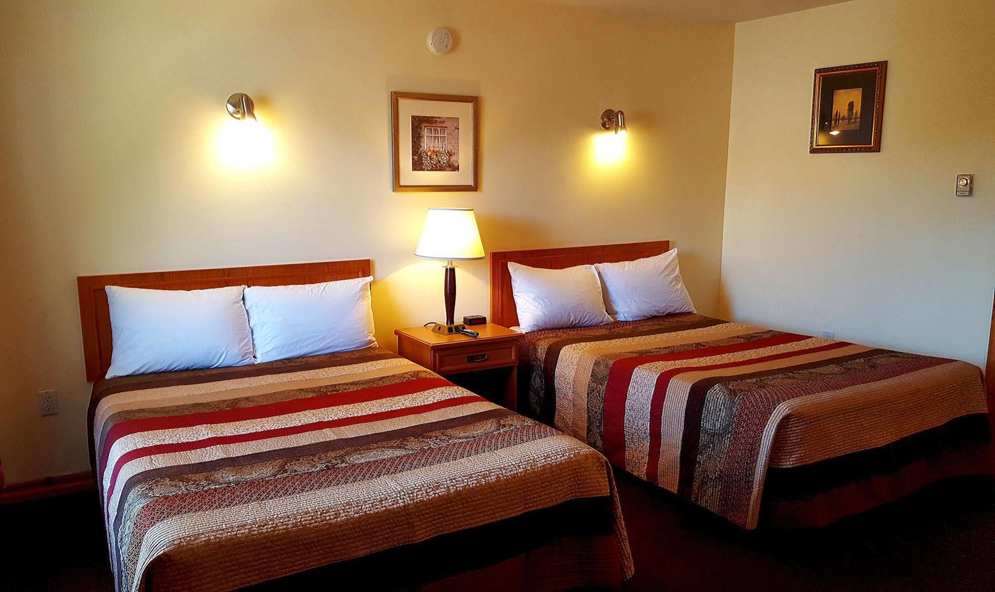 Rainbow Inn Huntsville Bagian luar foto