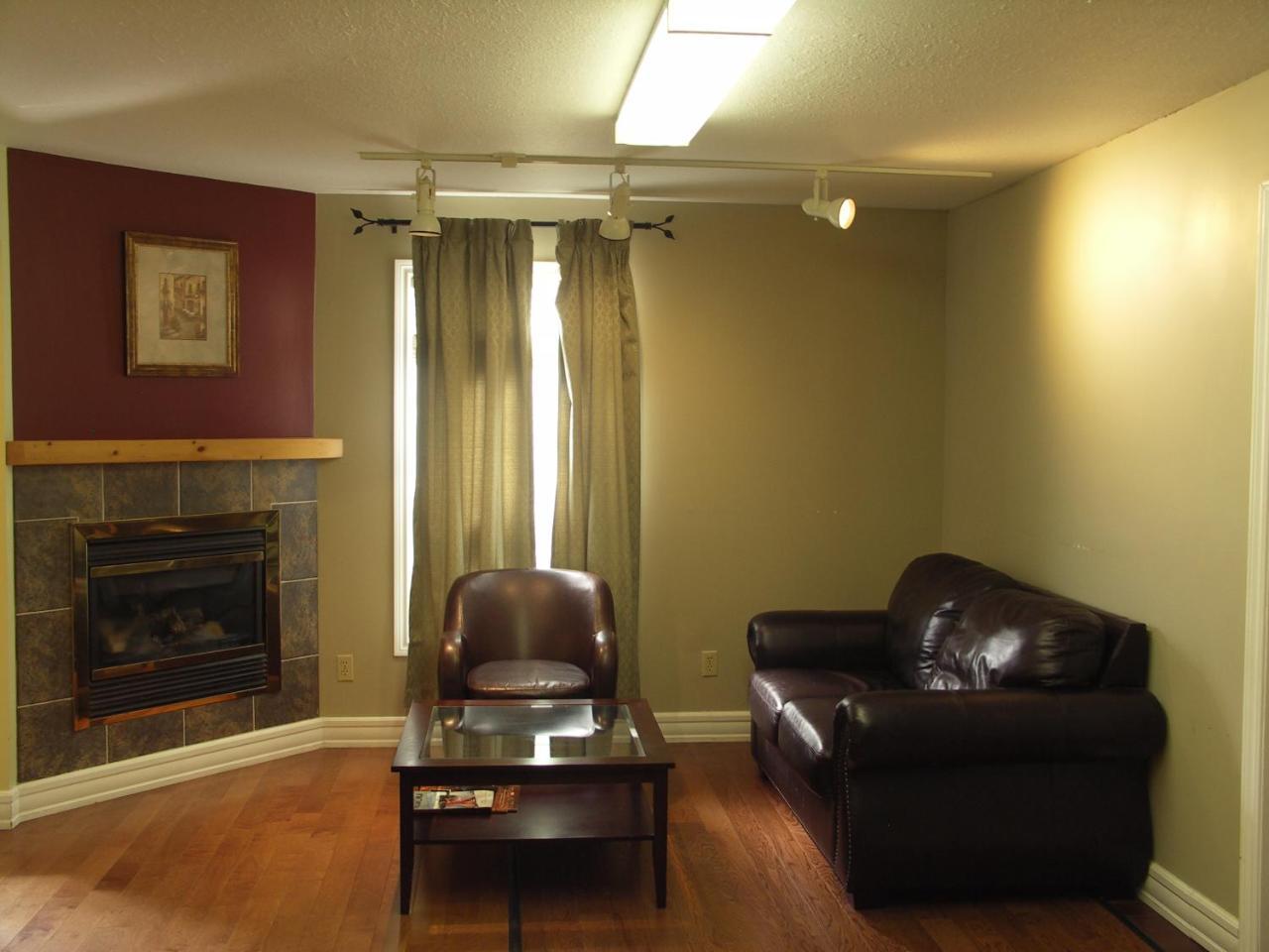Rainbow Inn Huntsville Bagian luar foto