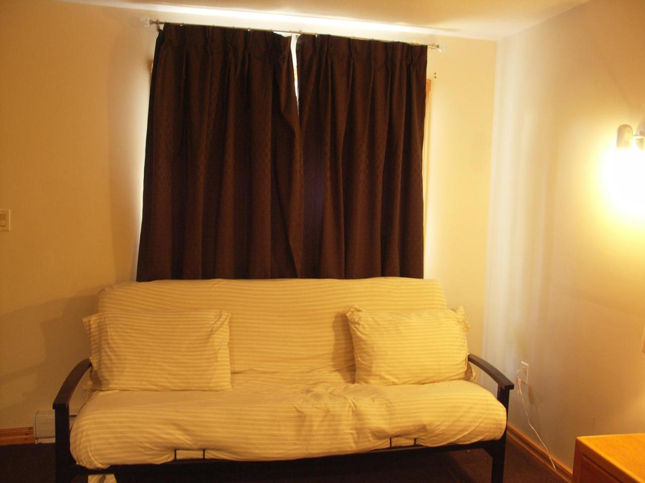 Rainbow Inn Huntsville Bagian luar foto