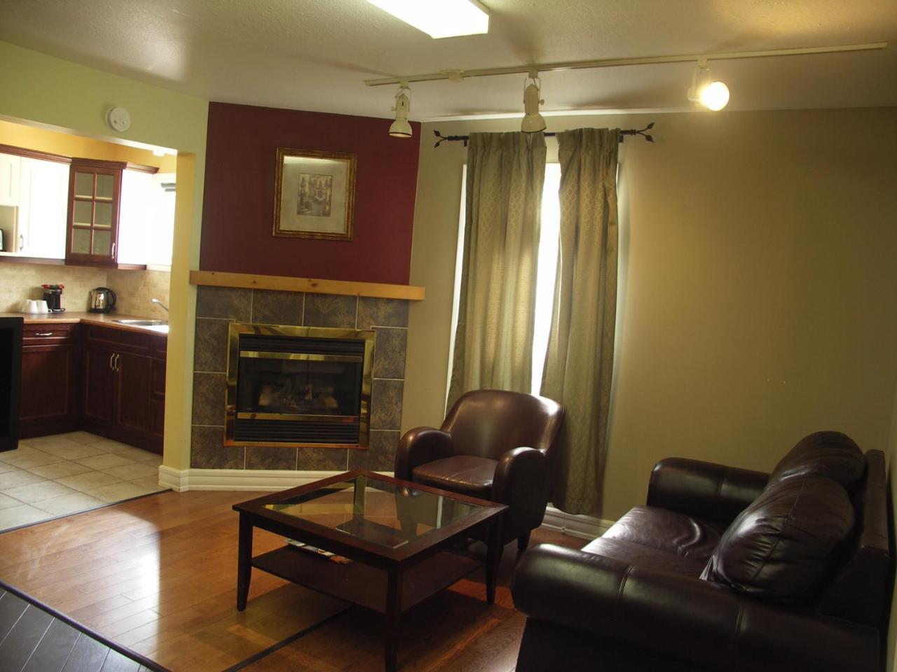 Rainbow Inn Huntsville Bagian luar foto