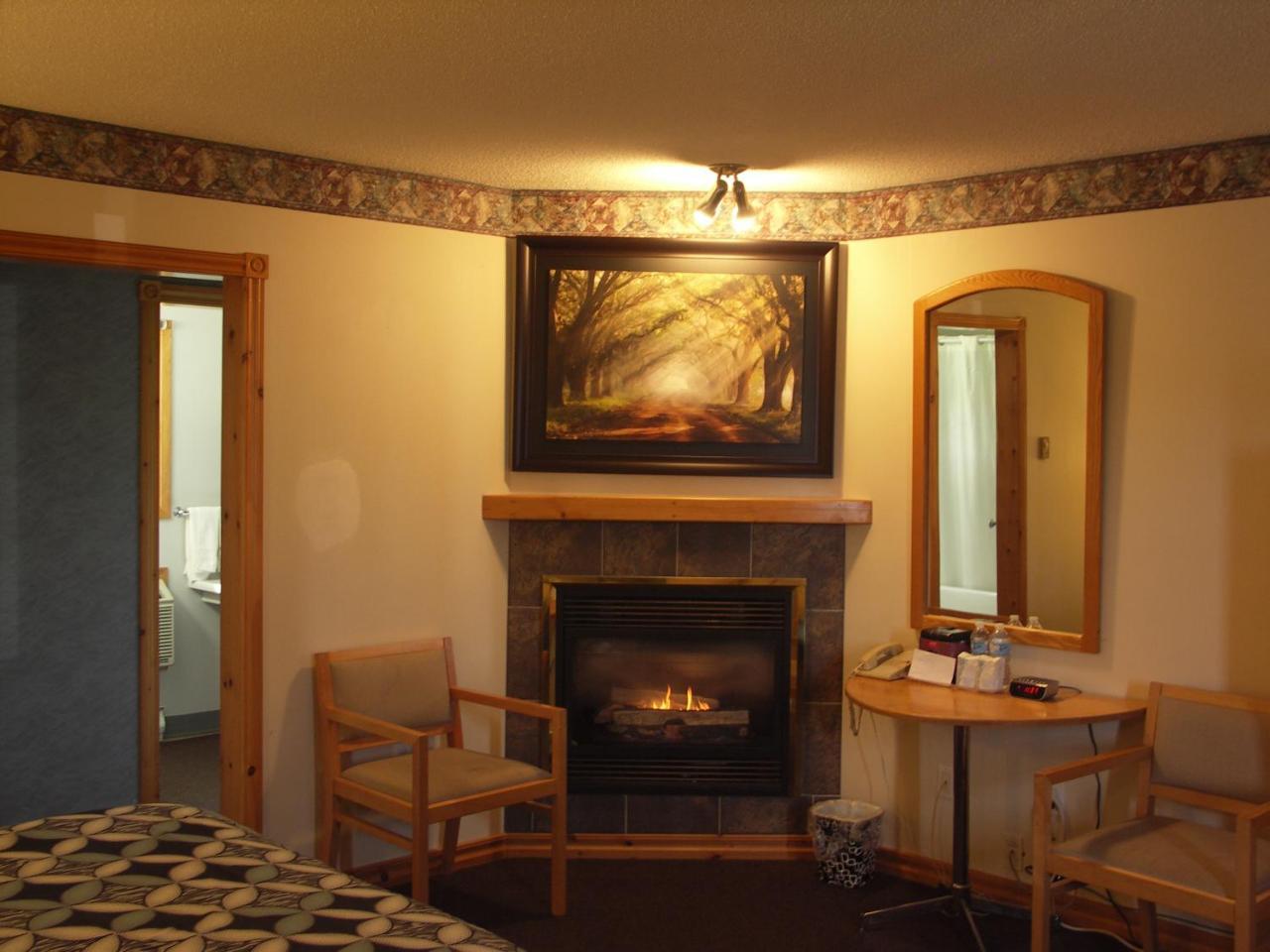 Rainbow Inn Huntsville Bagian luar foto