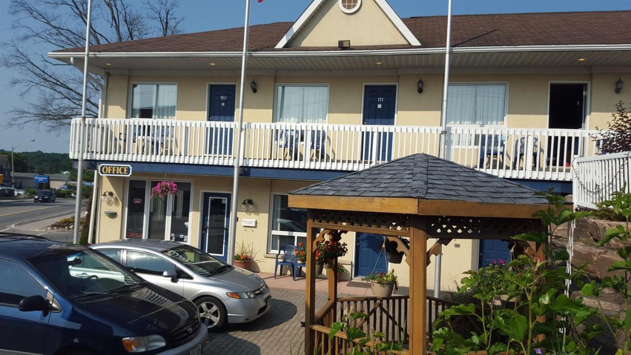 Rainbow Inn Huntsville Bagian luar foto